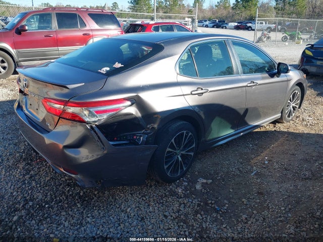 4T1B11HK4JU147817 Toyota CAMRY SE