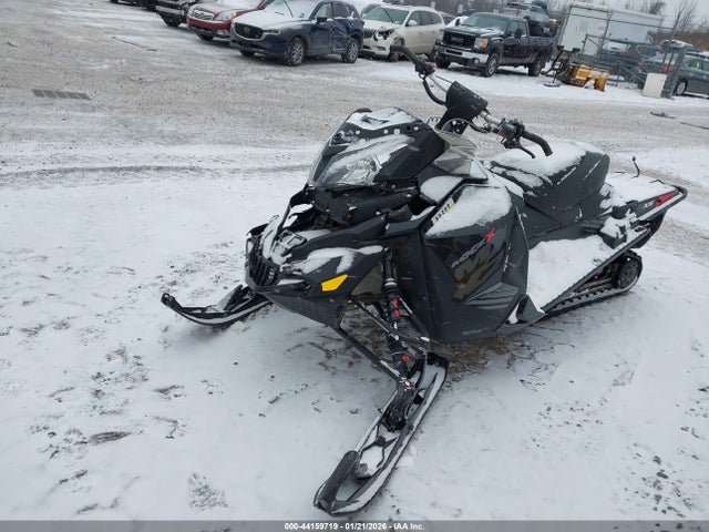 Ski Doo Mxz 1000 2017 2BPSUVHD6HV000014 Image 2