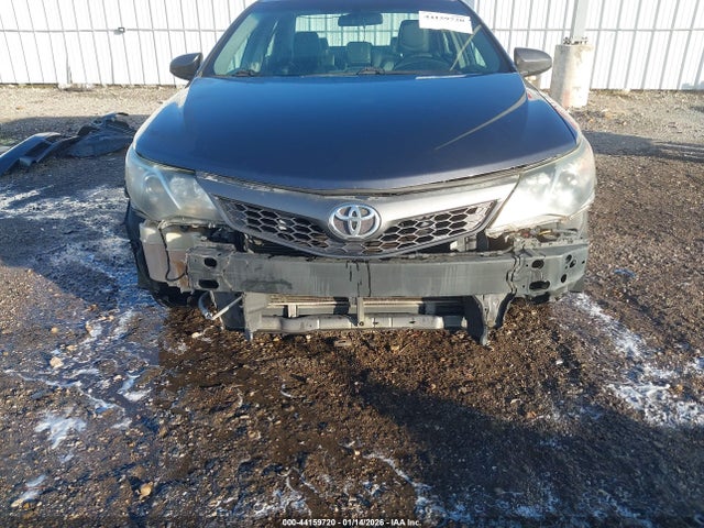 4T1BF1FK6EU385582 Toyota CAMRY SE