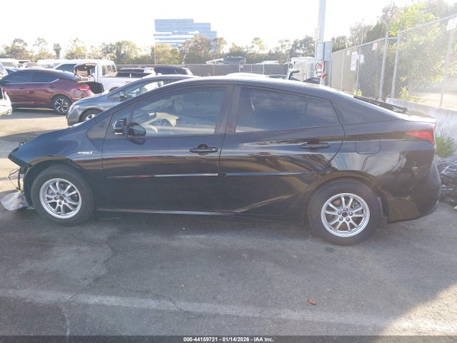 JTDKAMFU3M3132231 Toyota Prius Le
