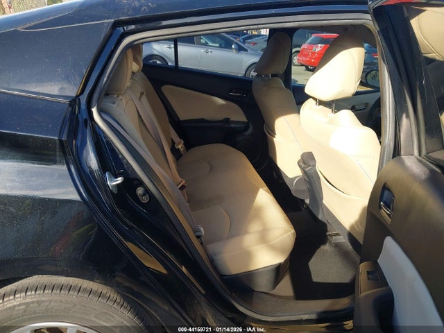 JTDKAMFU3M3132231 Toyota Prius Le