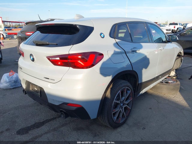 BMW X2 2022 WBXYH9C05N5U54883 Image 4