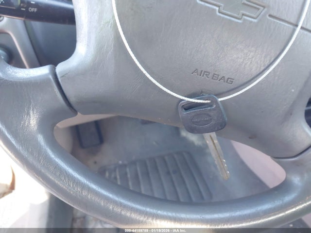 2000 CHEVROLET PRIZM 1Y1SK5281YZ412563 Photo 10
