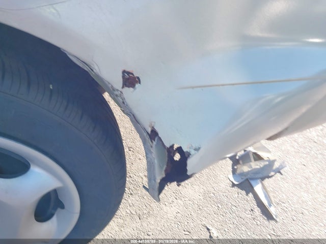 2000 CHEVROLET PRIZM 1Y1SK5281YZ412563 Photo 5