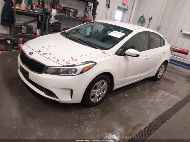 KIA FORTE LX 2017 3KPFK4A79HE045660 Image 2