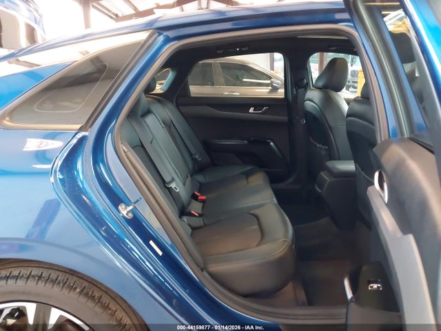 5XXG64J2XNG092356 KIA K5 Gt-line