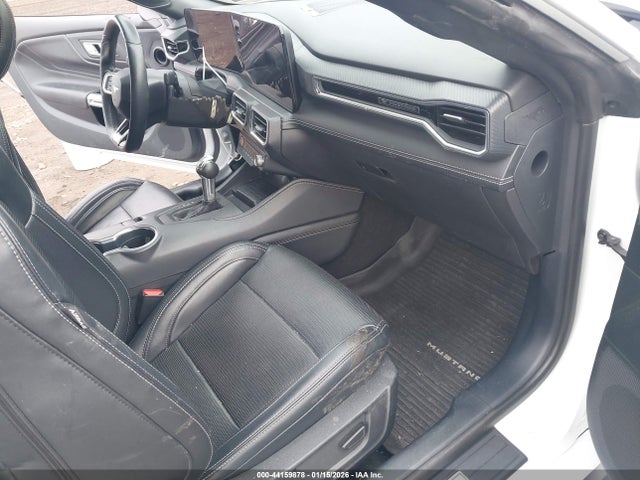 2024 FORD MUSTANG 1FAGP8UH9R5116473 Photo 4
