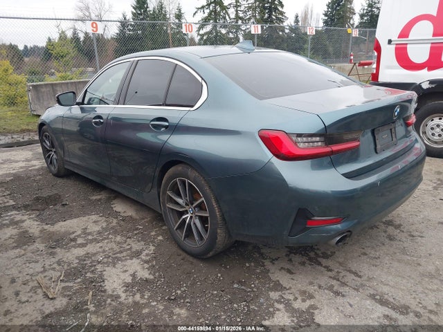 2020 BMW 330I WBA5R1C07LFH39168 Photo 2