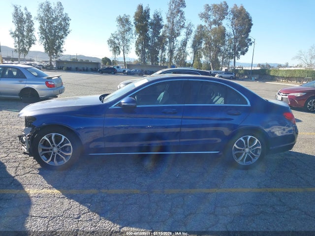 55SWF4JB6HU199163 Mercedes-Benz C 300