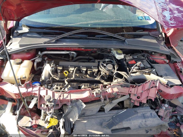 1FADP3F28HL201197 Ford FOCUS SE