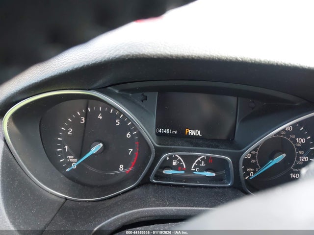 1FADP3F28HL201197 Ford FOCUS SE