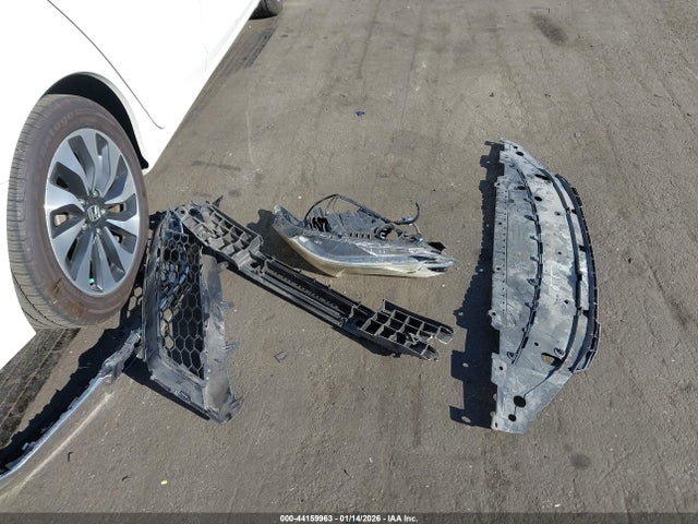 JHMCR6F54HC027798 Honda Accord Hybrid Ex-l