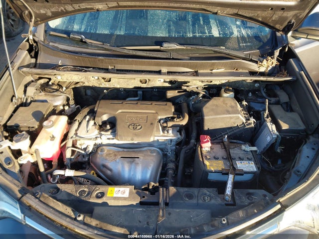 Toyota Rav4 Xle 2017 JTMRFREV7HJ715975 Image 10