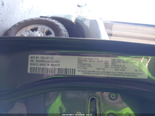 3C6UR5CL5MG654317 RAM 2500 Tradesman 4x4 6&#039;4 Box