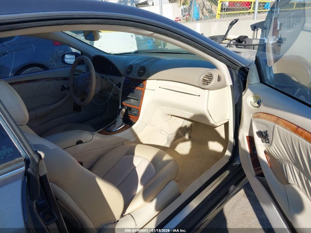 2004 MERCEDES-BENZ CLK 500 WDBTJ75J04F109578 Photo 4