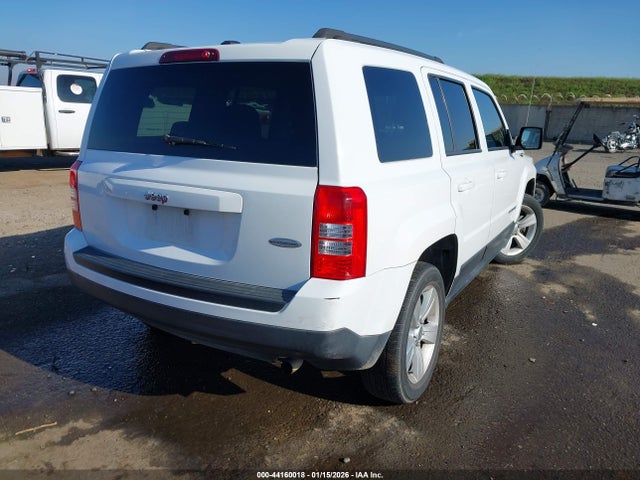 Jeep Patriot Latitude 2016 1C4NJPFA8GD795992 Image 4