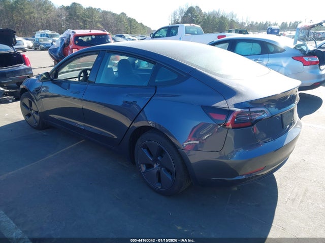 2023 TESLA MODEL 3 5YJ3E1EA4PF699277 Photo 2