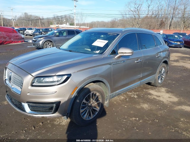Lincoln Nautilus Standard 2020 2LMPJ6J90LBL35144 Image 37