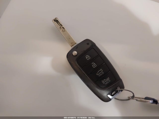 Hyundai ACCENT SE 2019 3KPC24A30KE044615 Image 11