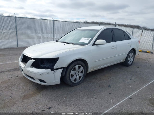 2010 HYUNDAI SONATA 5NPET4AC7AH589520 Photo 1