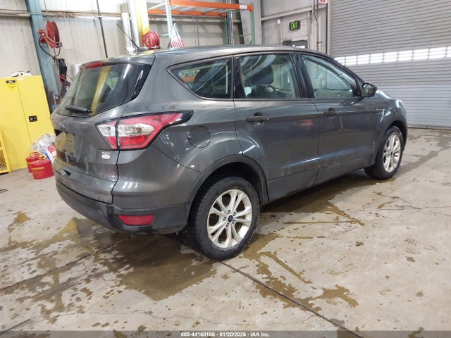 Ford ESCAPE S 2017 1FMCU0F72HUB98425 Image 4