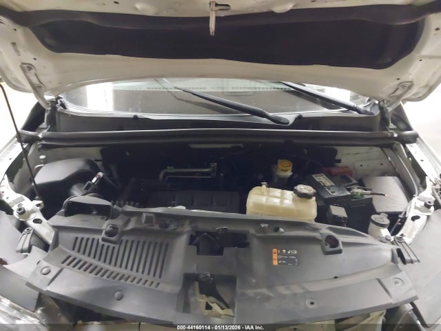 3GNCJKSB0KL116316 Chevrolet TRAX LS