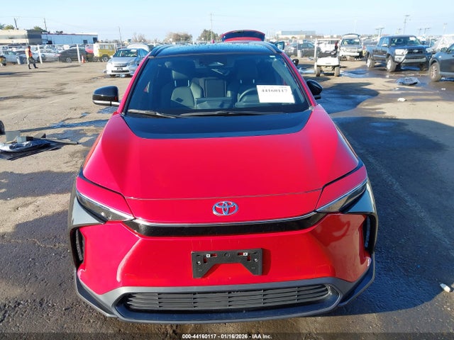 Toyota BZ4X XLE 2024 JTMAAAAA4RA046792 Image 12