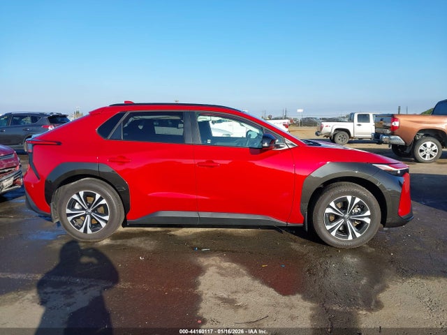 Toyota BZ4X XLE 2024 JTMAAAAA4RA046792 Image 13