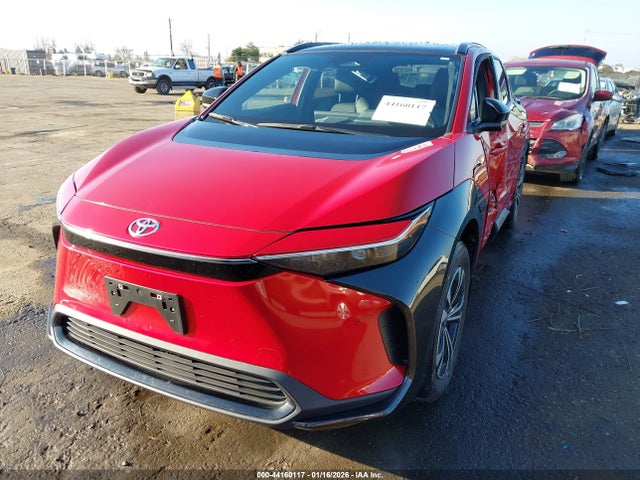 Toyota BZ4X XLE 2024 JTMAAAAA4RA046792 Image 2