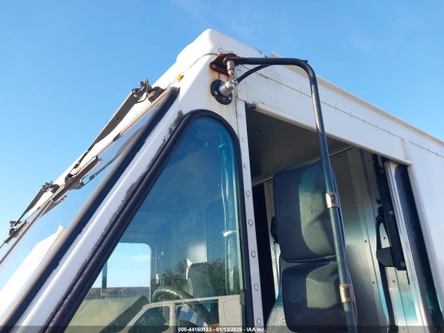 Ford E-350 Stripped 2018 1FC3E3K65JDC36719 Image 22