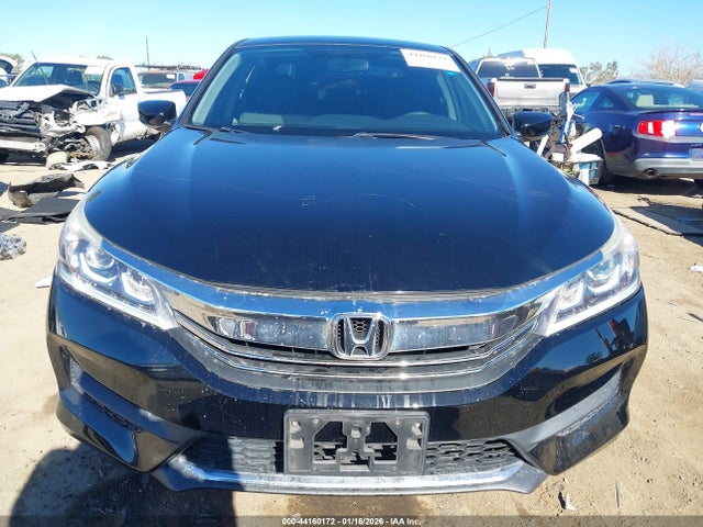 1HGCR2F3XGA000738 Honda ACCORD LX