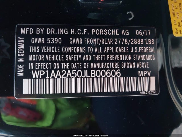 2018 PORSCHE MACAN WP1AA2A50JLB00606 Photo 8