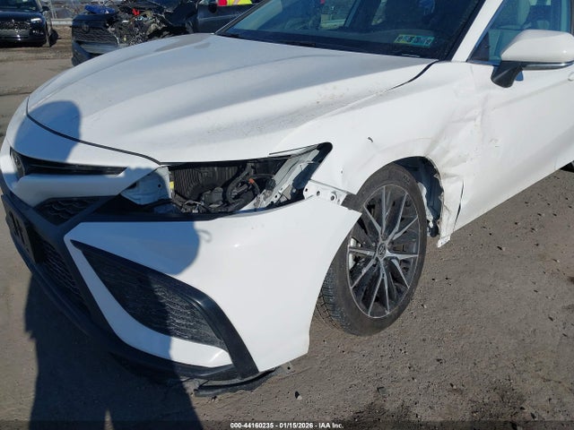 4T1T11BK5NU052346 Toyota Camry Se Awd