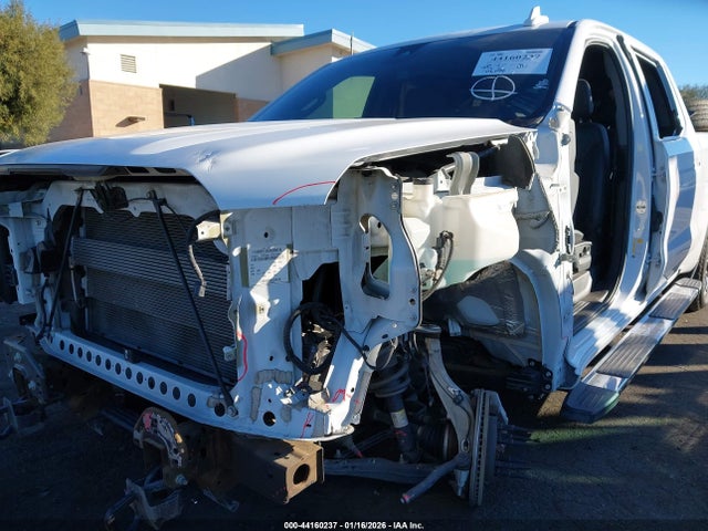 2023 GMC SIERRA 1500 3GTUUDED8PG175711 Photo 5