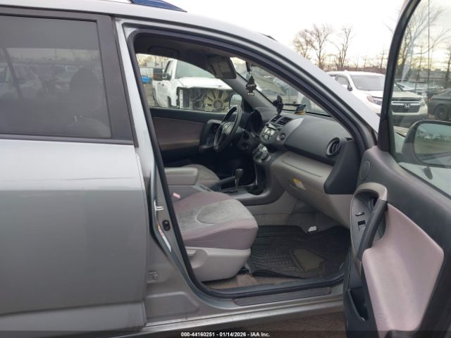 2007 TOYOTA RAV4 JTMBD33V675117262 Photo 4
