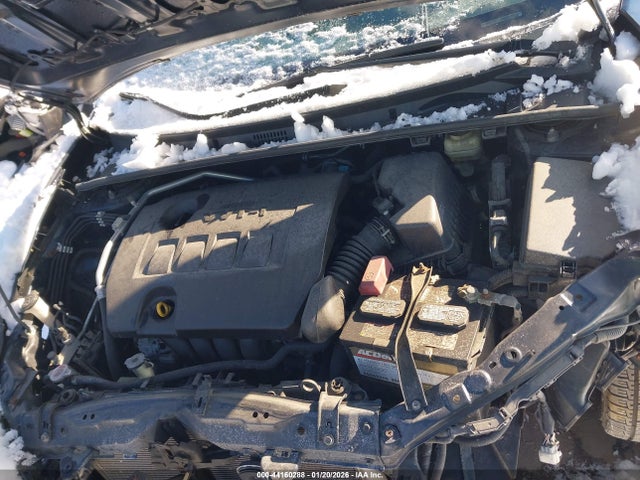 2T1BURHE8JC020618 Toyota COROLLA LE