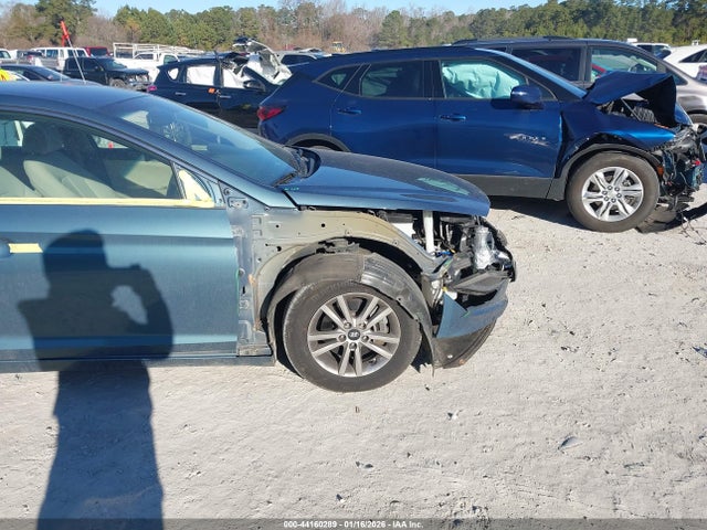 2017 Hyundai Sonata Se მანქანა იყიდება აუქციონზე, vin: 5NPE24AF0HH475396, აუქციონის ნომერი: 44160289