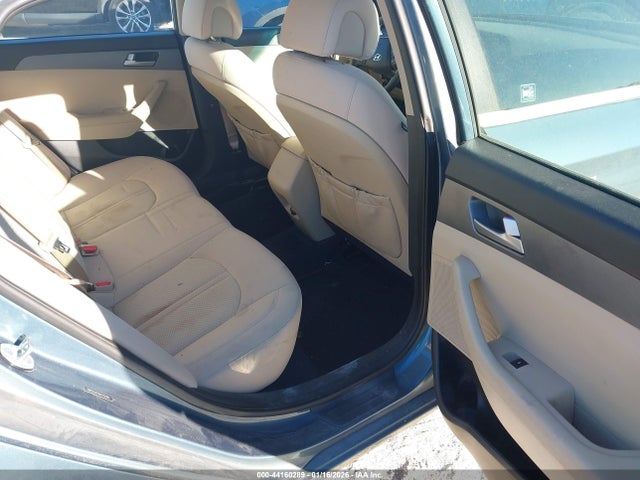 2017 Hyundai Sonata Se მანქანა იყიდება აუქციონზე, vin: 5NPE24AF0HH475396, აუქციონის ნომერი: 44160289
