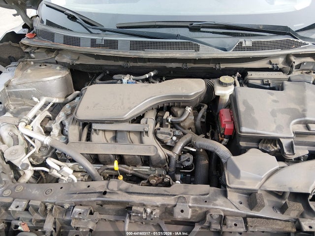 JN1BJ1CP9JW195134 Nissan Rogue Sport S