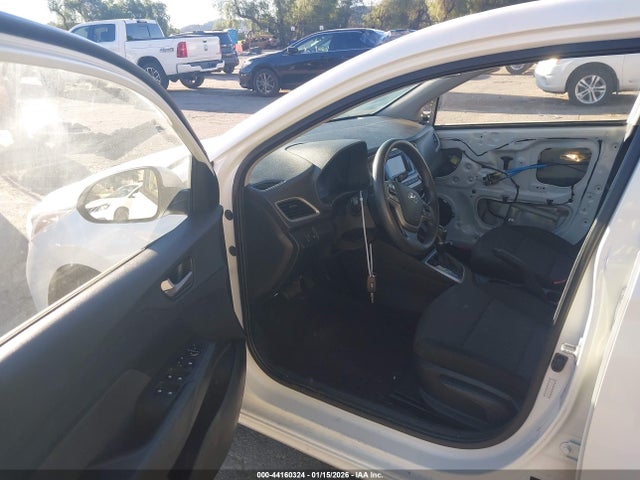 2020 HYUNDAI ACCENT 3KPC24A60LE104842 Photo 4