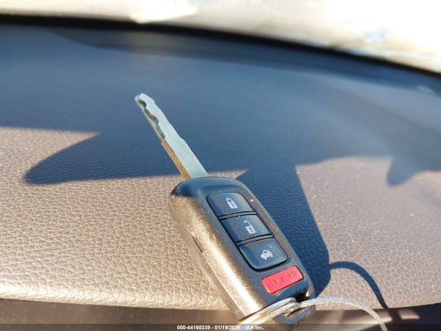 Продажа на аукционе авто 2015 Honda Accord Lx, vin: 1HGCR2F3XFA011608, номер лота: 44160339