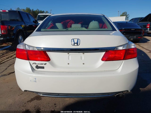 Продажа на аукционе авто 2015 Honda Accord Lx, vin: 1HGCR2F3XFA011608, номер лота: 44160339