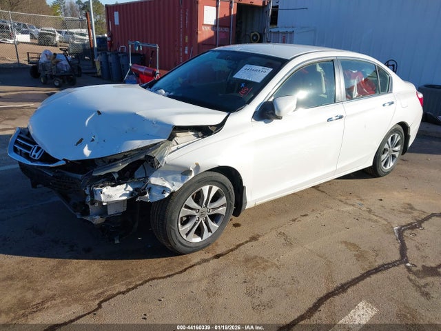 Продажа на аукционе авто 2015 Honda Accord Lx, vin: 1HGCR2F3XFA011608, номер лота: 44160339