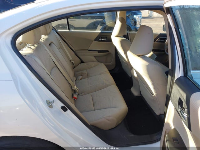 Продажа на аукционе авто 2015 Honda Accord Lx, vin: 1HGCR2F3XFA011608, номер лота: 44160339