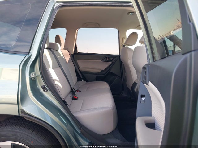 JF2SJABC0JH578333 Subaru Forester 2.5i