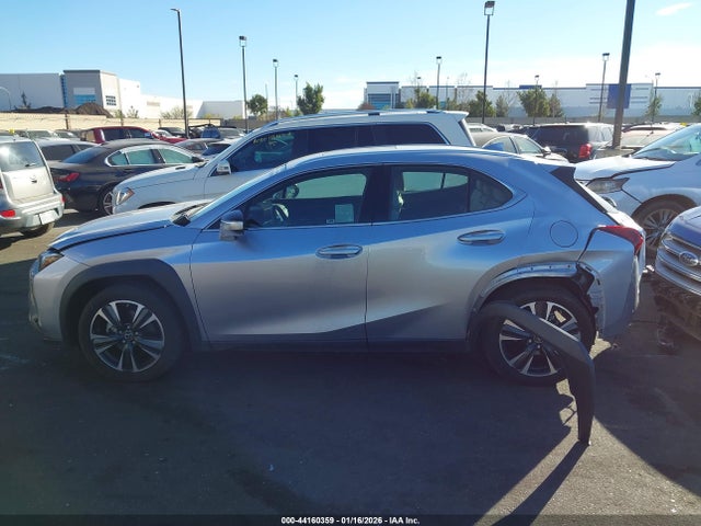 JTHX6JBH0R2182434 Lexus UX 250H