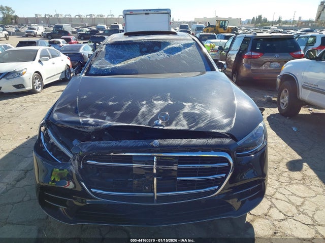 W1K6G6DB3PA170352 Mercedes-Benz S 500 4matic