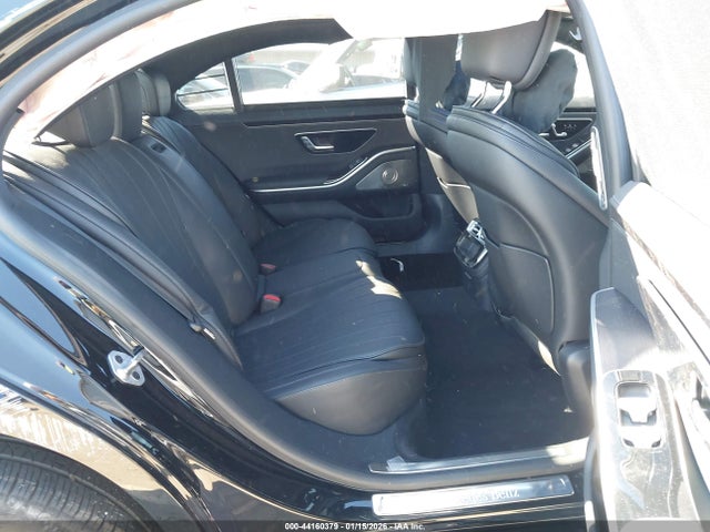 W1K6G6DB3PA170352 Mercedes-Benz S 500 4matic