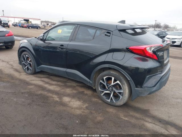 2018 TOYOTA C-HR NMTKHMBX4JR024463 Photo 2
