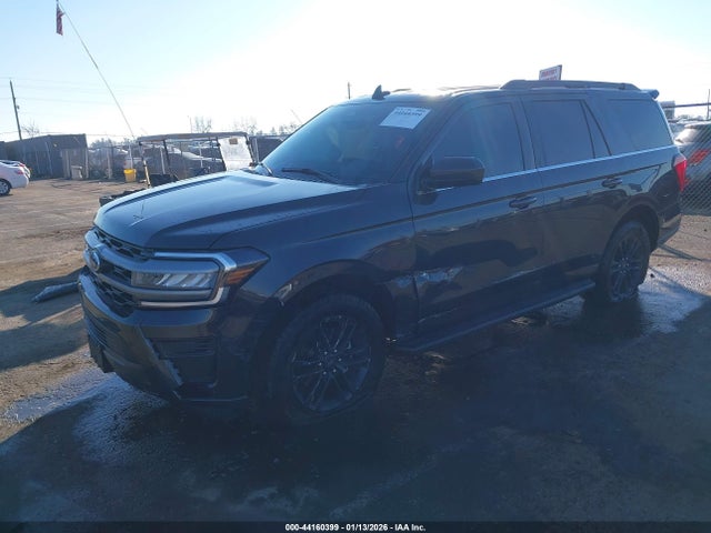 1FMJU1J87REA40087 Ford Expedition Xlt